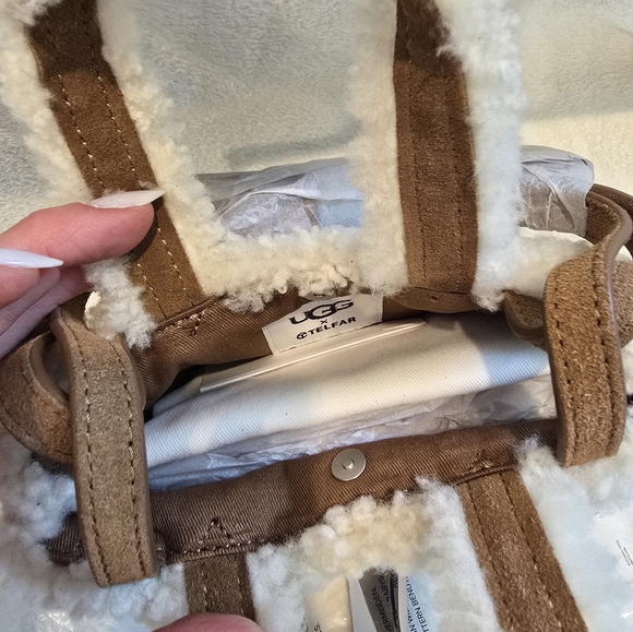 BNWT UGG x Telfar Collab Shearling Mini Shopper - Picture 9 of 12